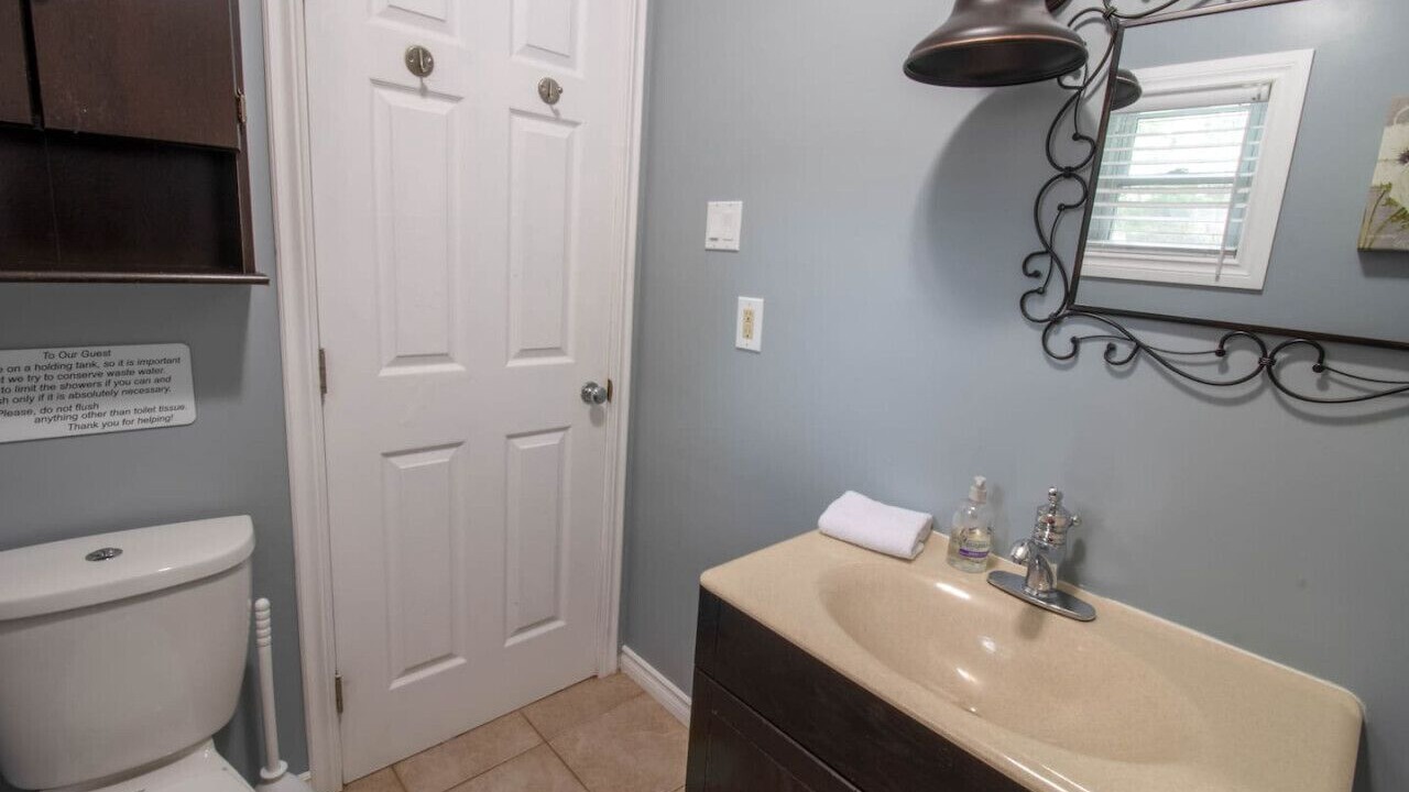 Photo of Bathroom in Tay