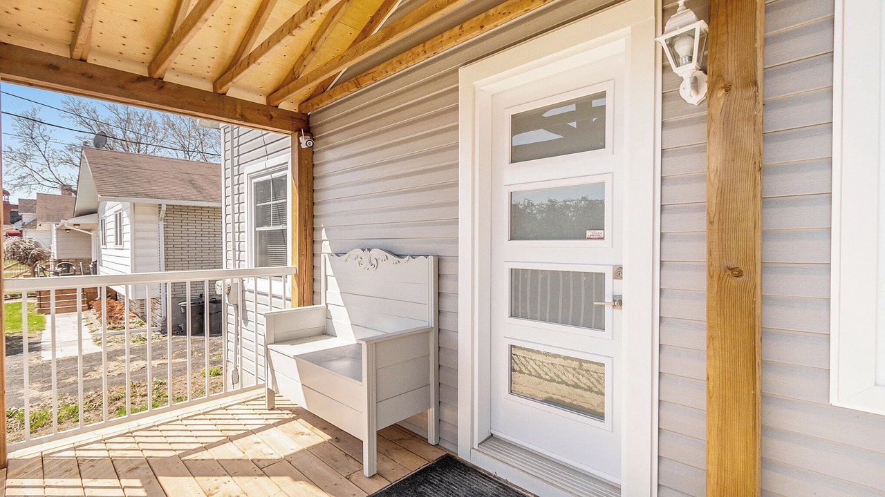 Photo of Patio Balcony in Winchester