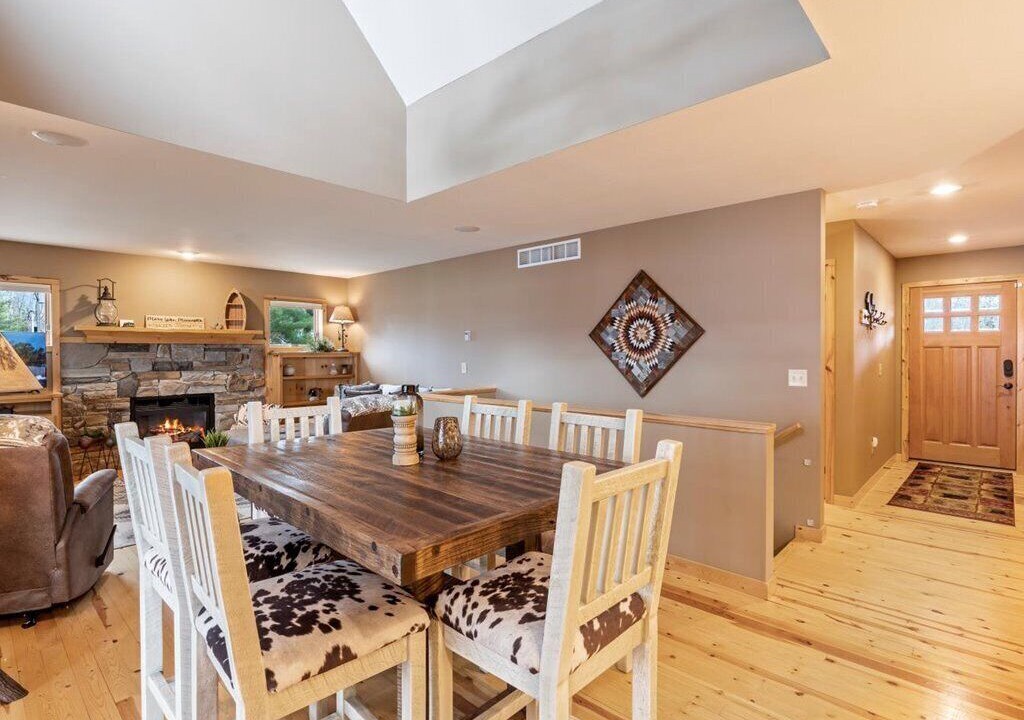 Photo of Livingroom in Emily