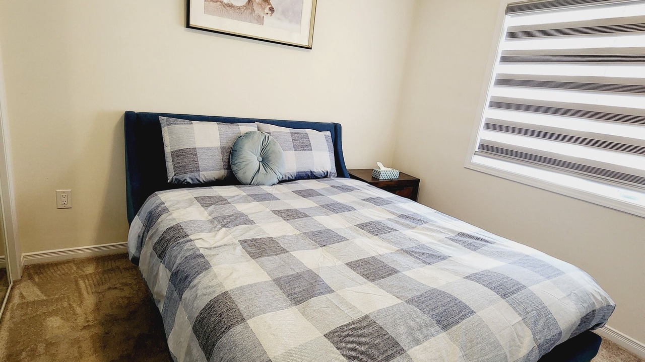 Photo of Bedroom in Thorold