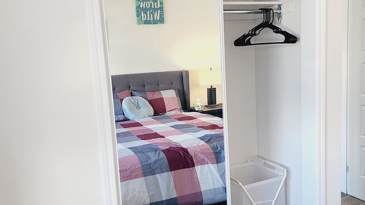 Photo of Bedroom in Thorold