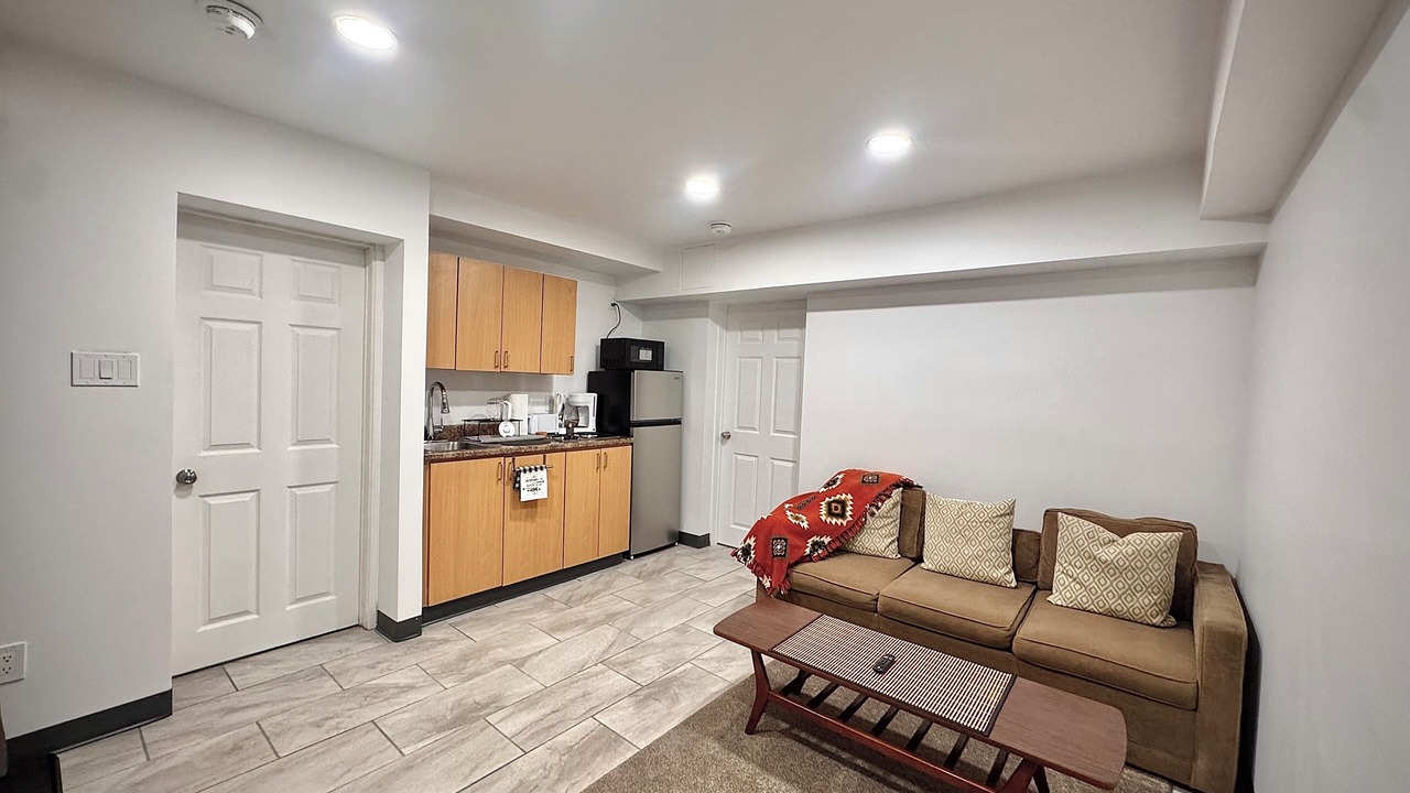 Photo of Livingroom in North Bay