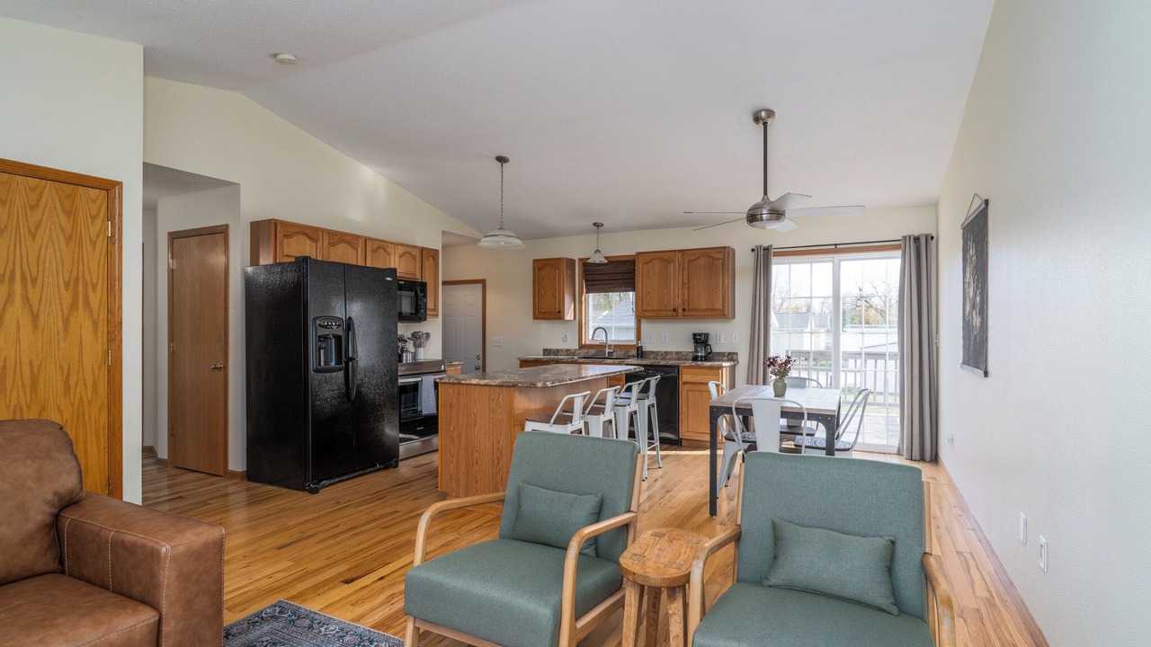 Photo of Livingroom in East Grand Forks