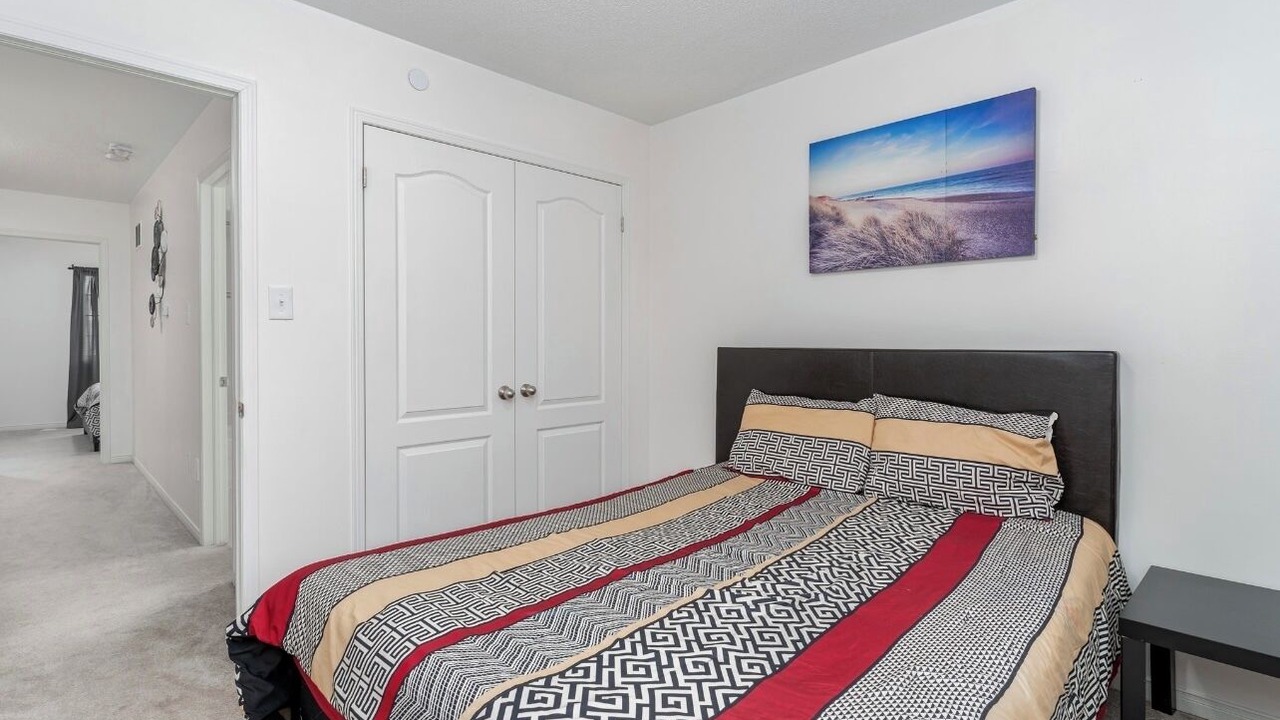 Photo of Bedroom in Durham Region