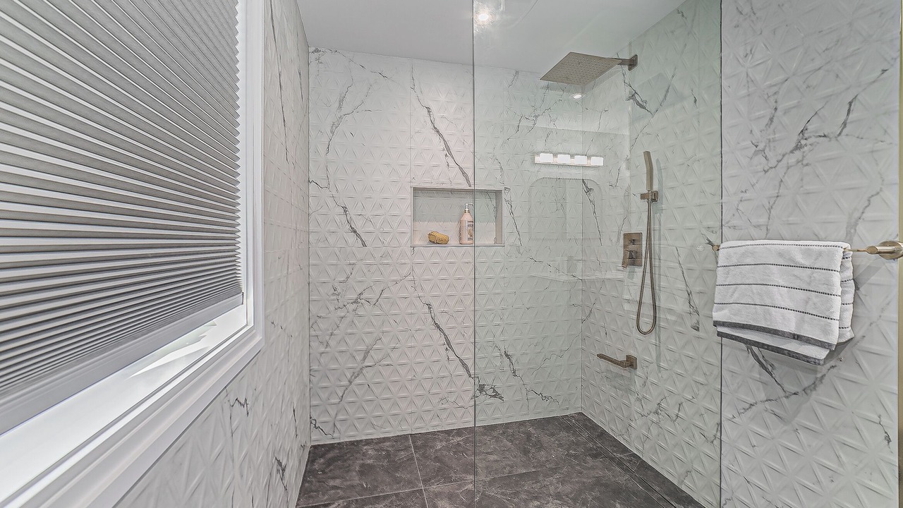 Photo of Bathroom in Gateway