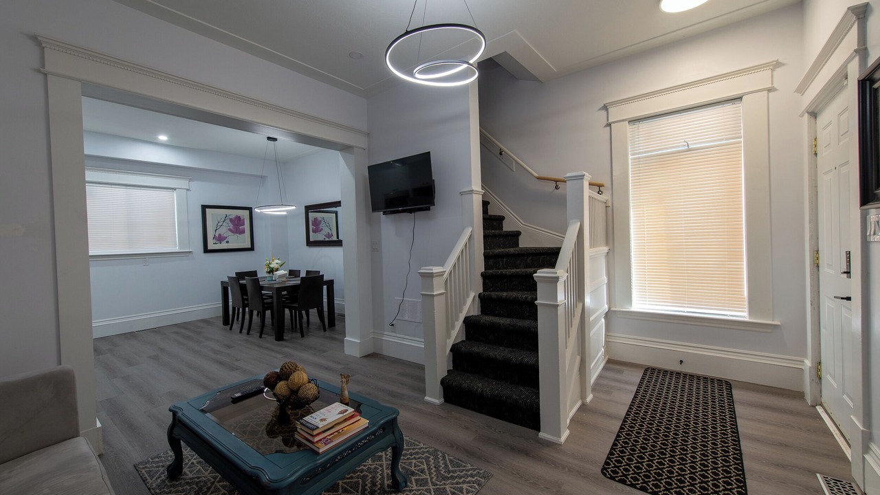Photo of Livingroom in Brantford