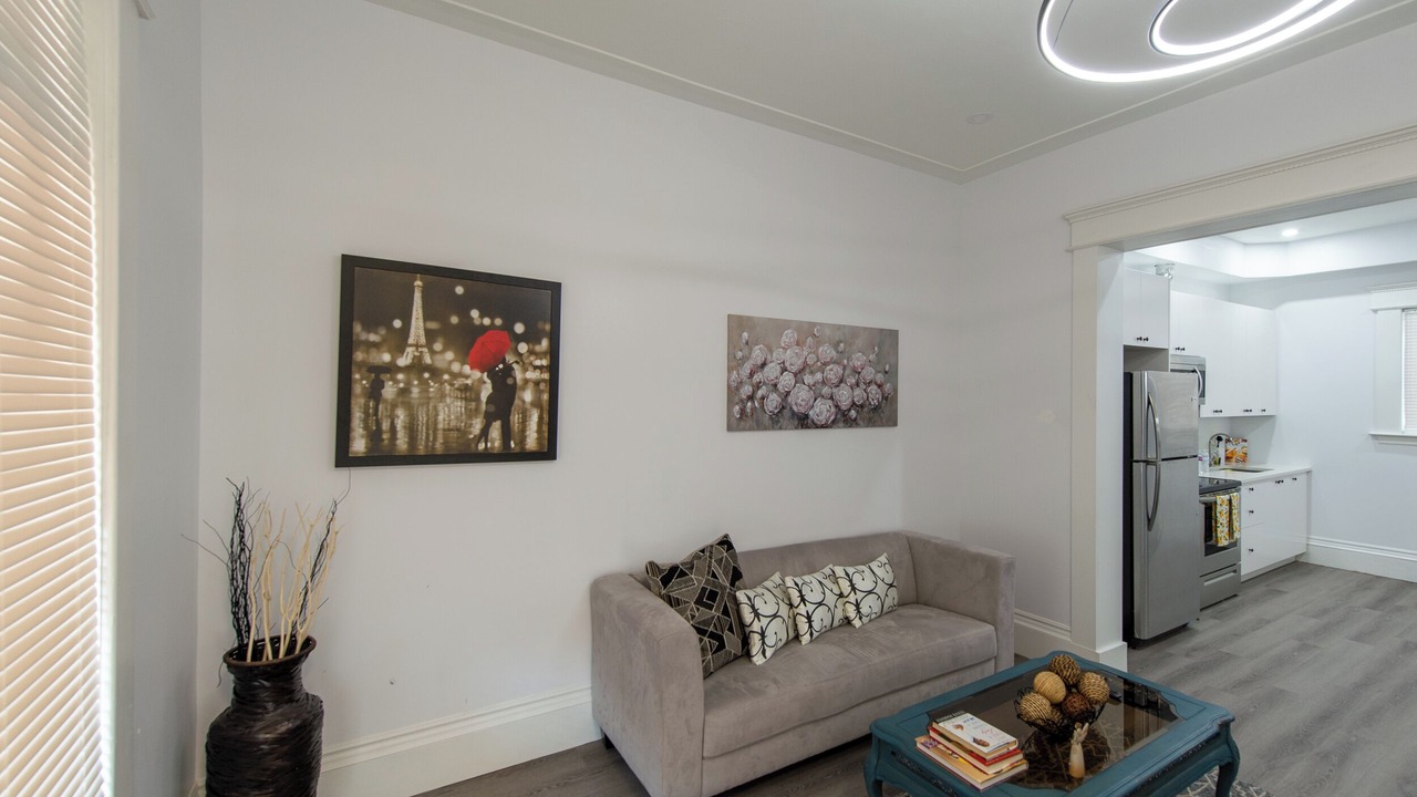 Photo of Livingroom in Brantford