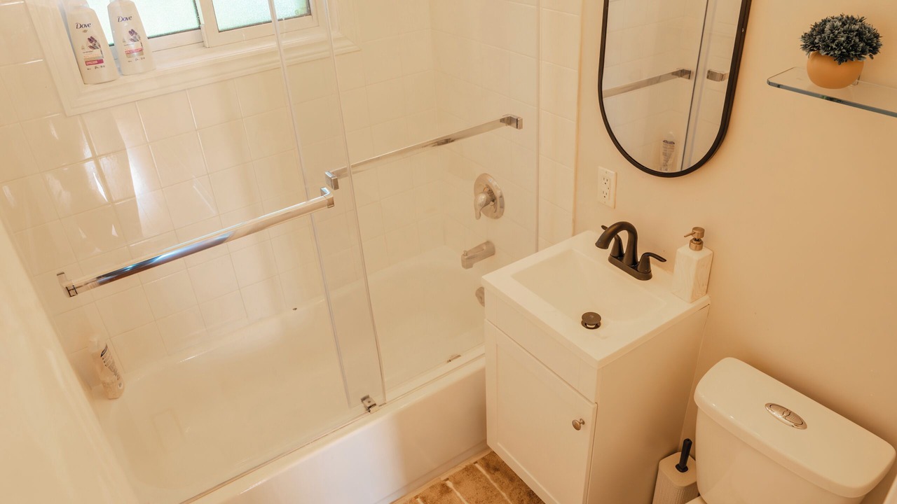 Photo of Bathroom in Merritton