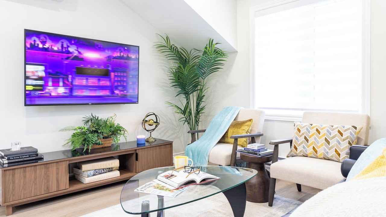 Photo of Livingroom in Cooksville