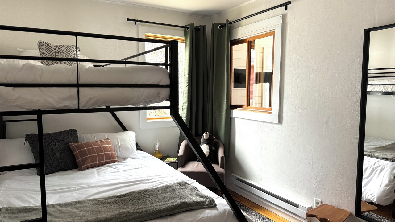 Photo of Bedroom in Center City