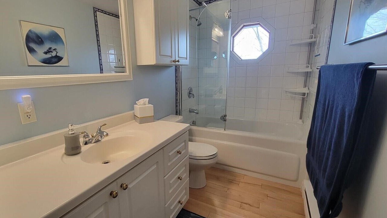 Photo of Bathroom in Algoma District