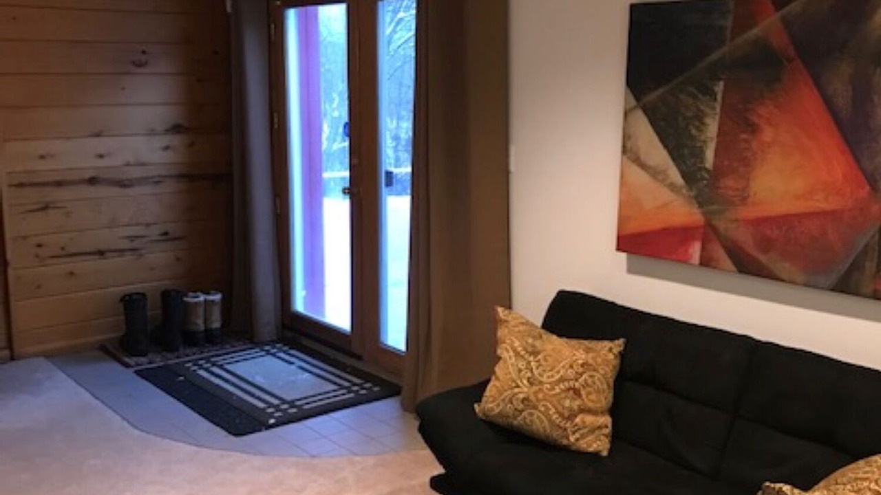 Photo of Livingroom in Algoma District