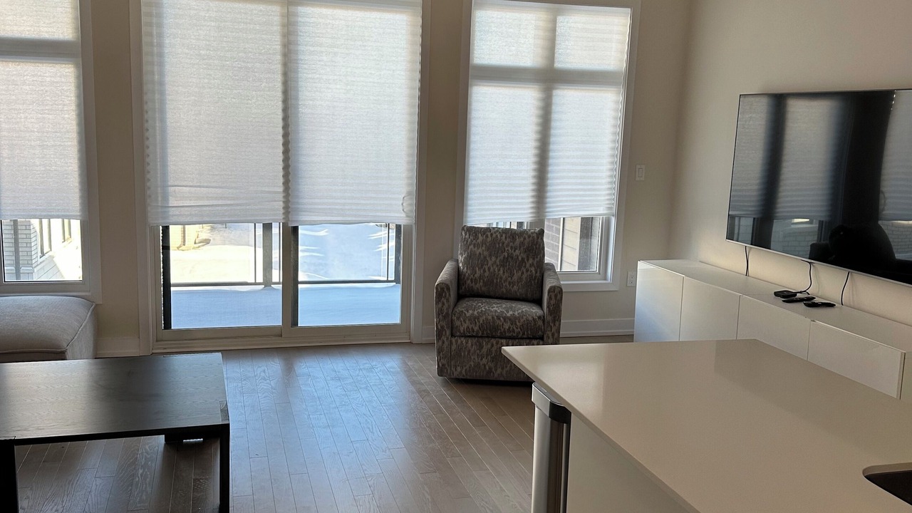 Photo of Livingroom in Oakville