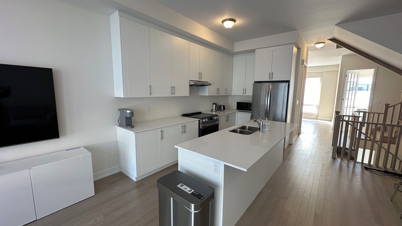 Photo of Kitchen in Oakville