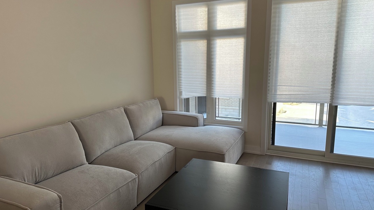 Photo of Livingroom in Oakville