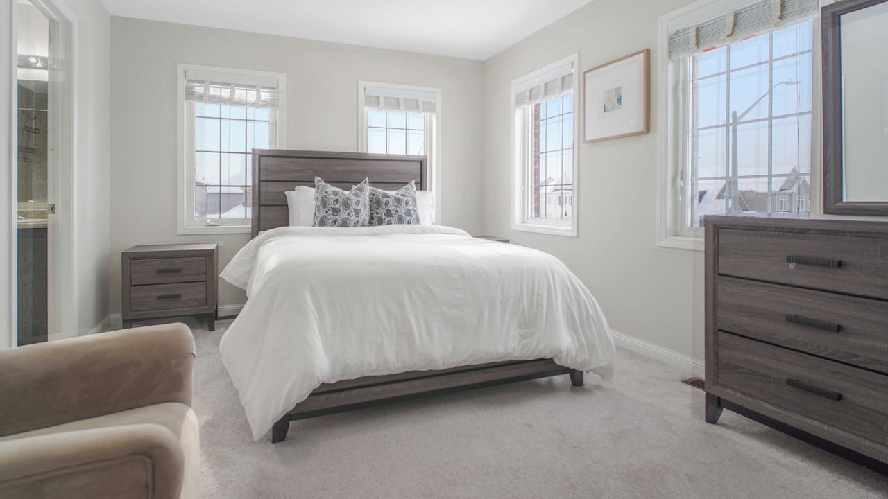 Photo of Bedroom in Bowmanville