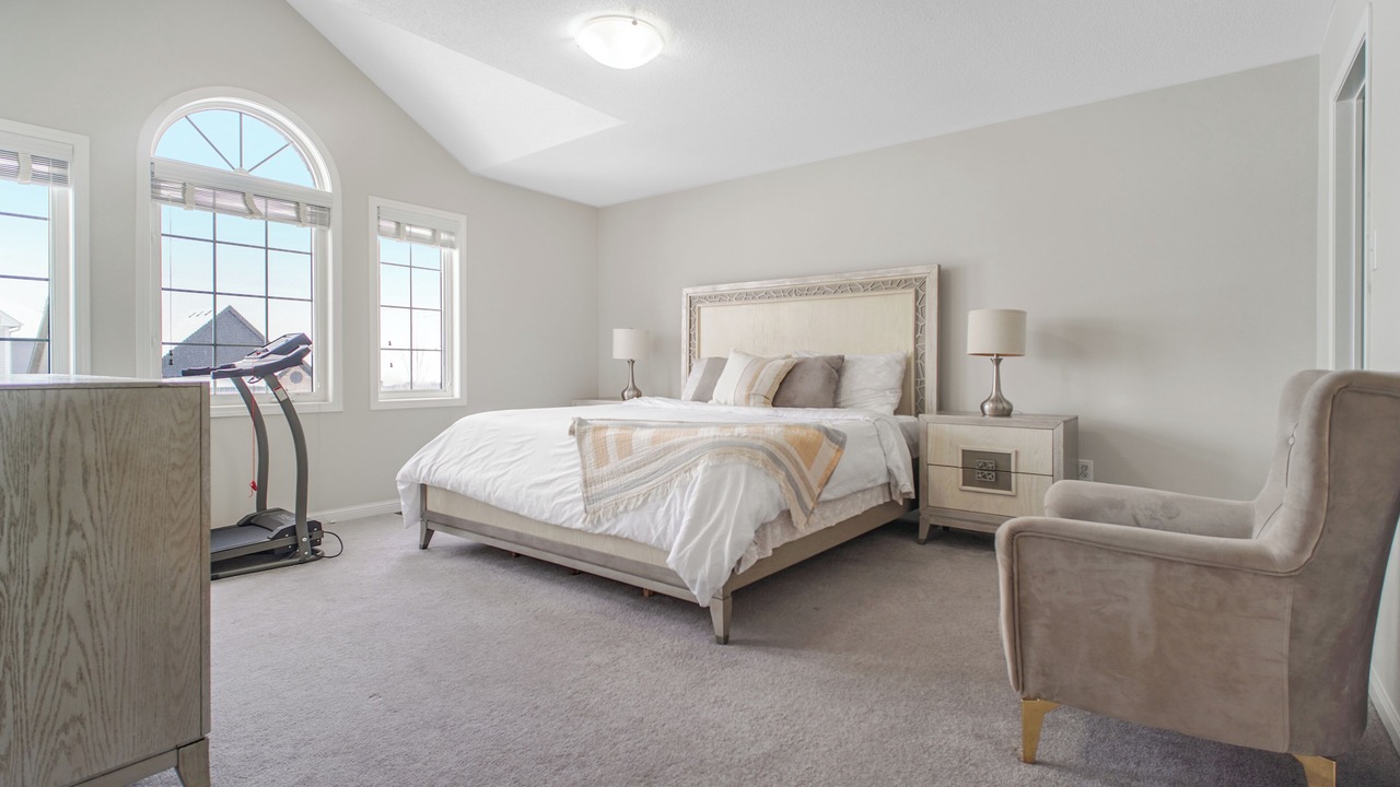 Photo of Bedroom in Bowmanville