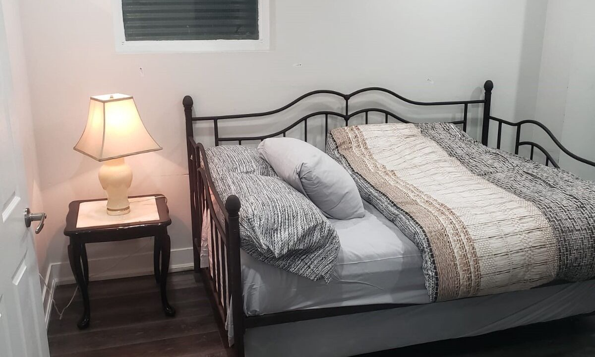 Photo of Bedroom in Halton Regional Municipality