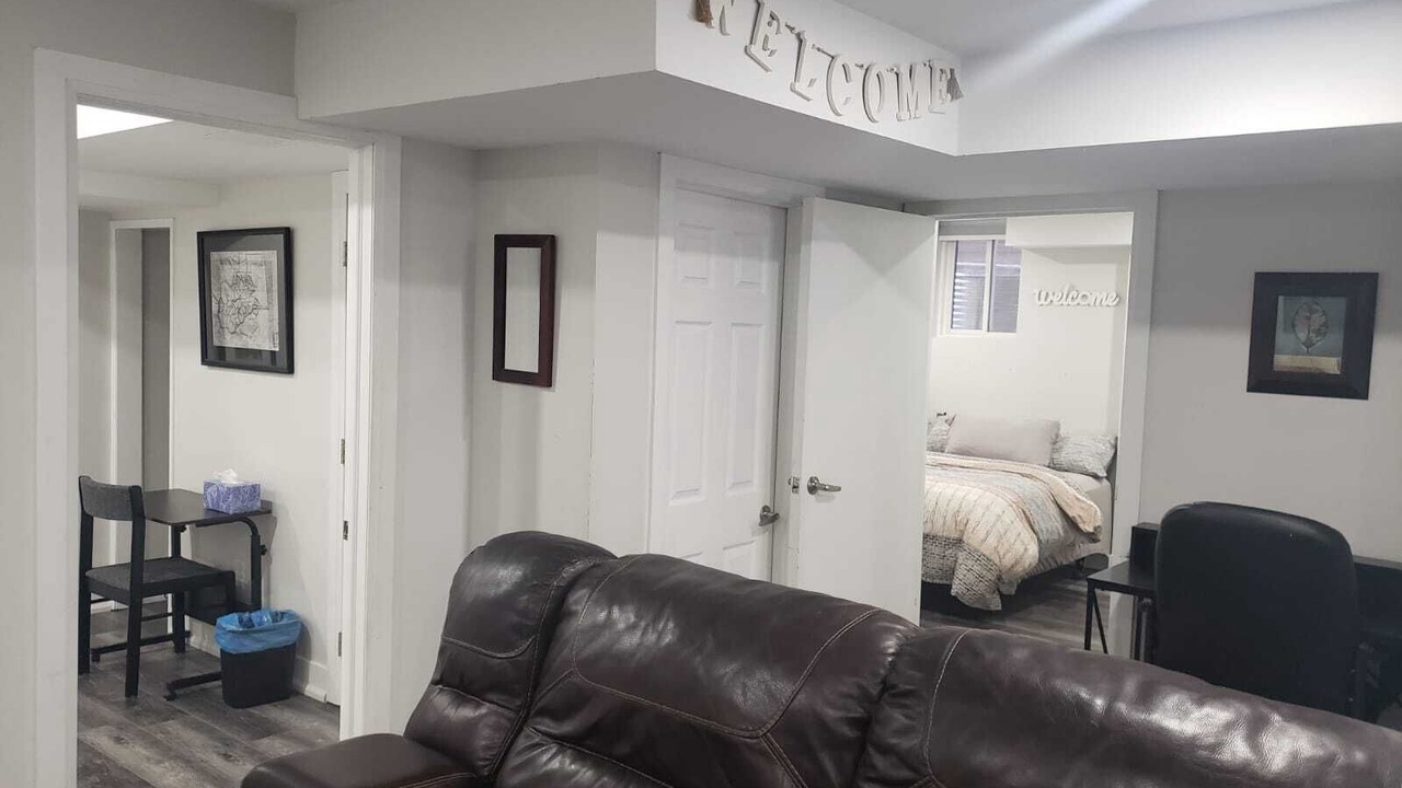 Photo of Livingroom in Halton Regional Municipality