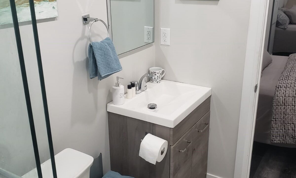 Photo of Bathroom in Halton Regional Municipality