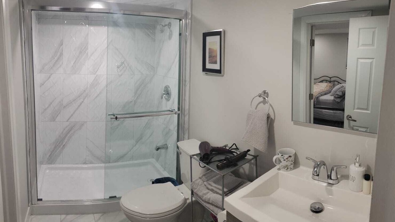 Photo of Bathroom in Halton Regional Municipality