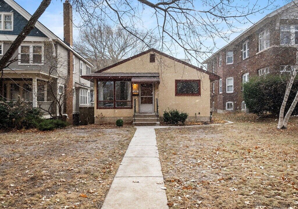 Photo of Outdoor in Summit - University