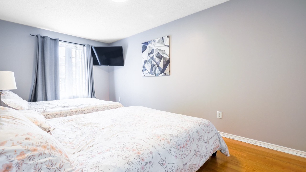 Photo of Bedroom in Thornhill