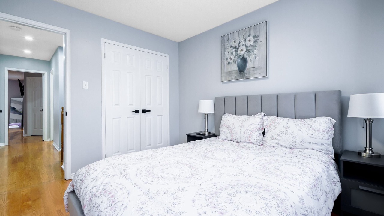Photo of Bedroom in Thornhill