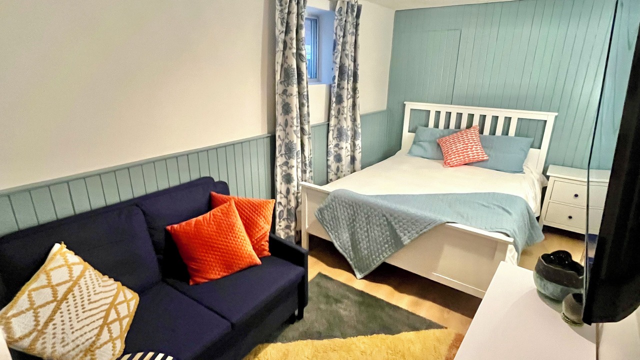 Photo of Bedroom in The Beaches