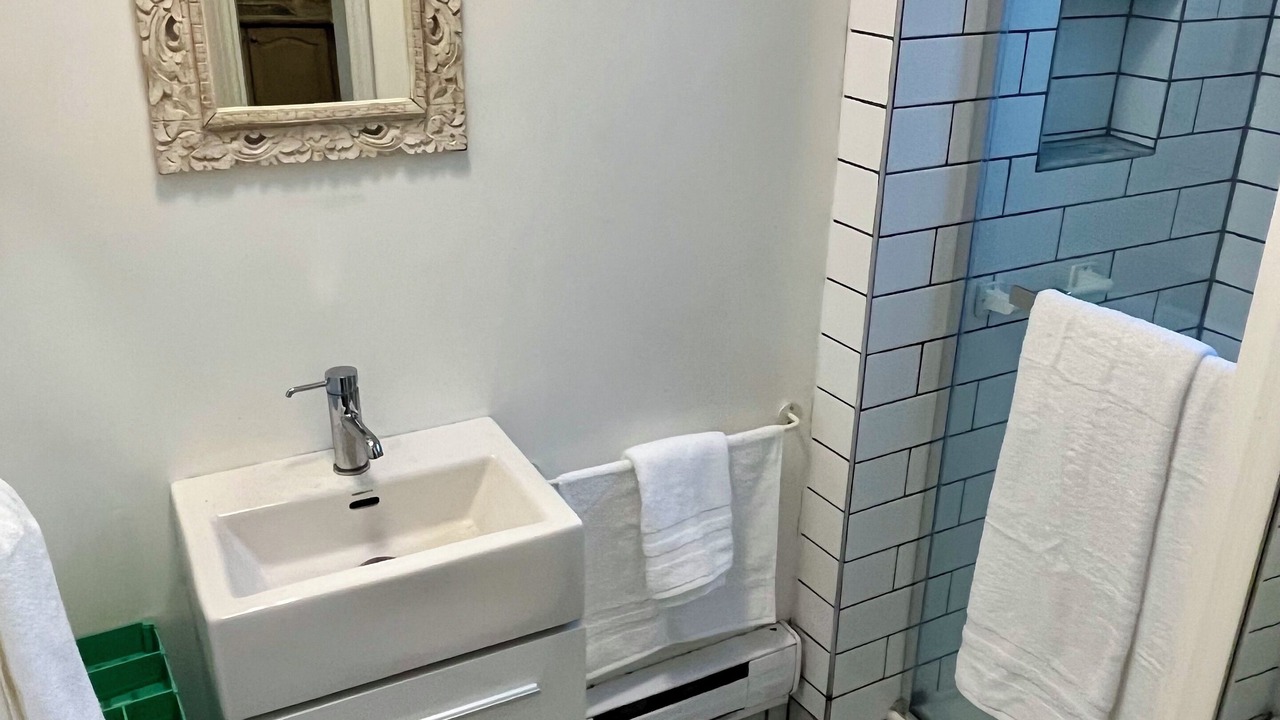 Photo of Bathroom in The Beaches