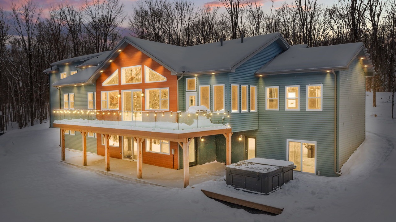 Photo of Outdoor in Lake of Bays