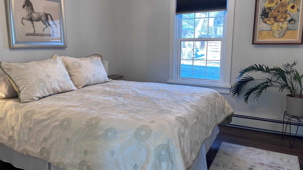 Photo of Bedroom in Quinte West