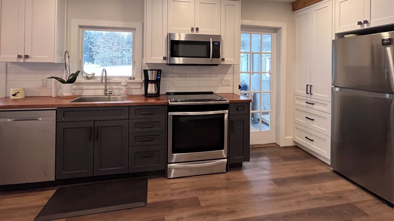 Photo of Kitchen in Quinte West