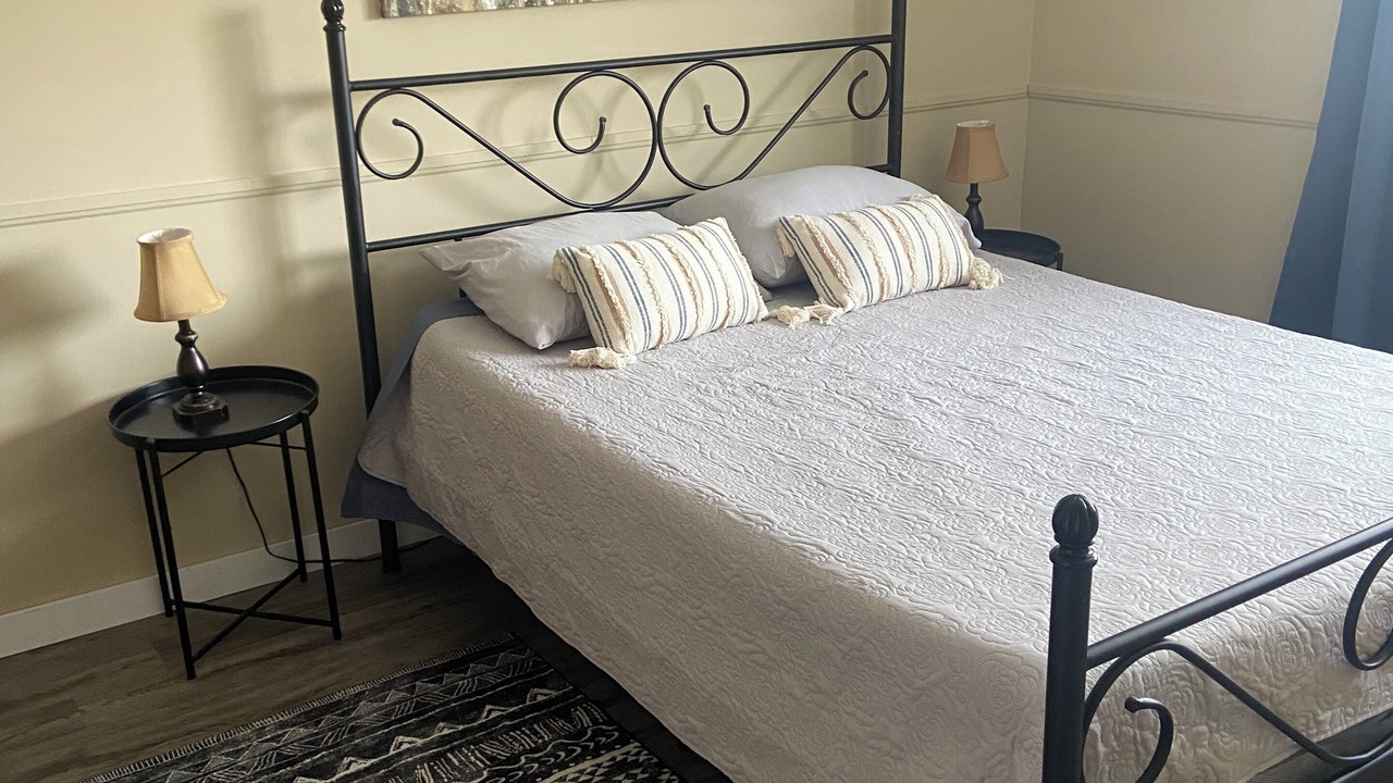 Photo of Bedroom in Sarnia