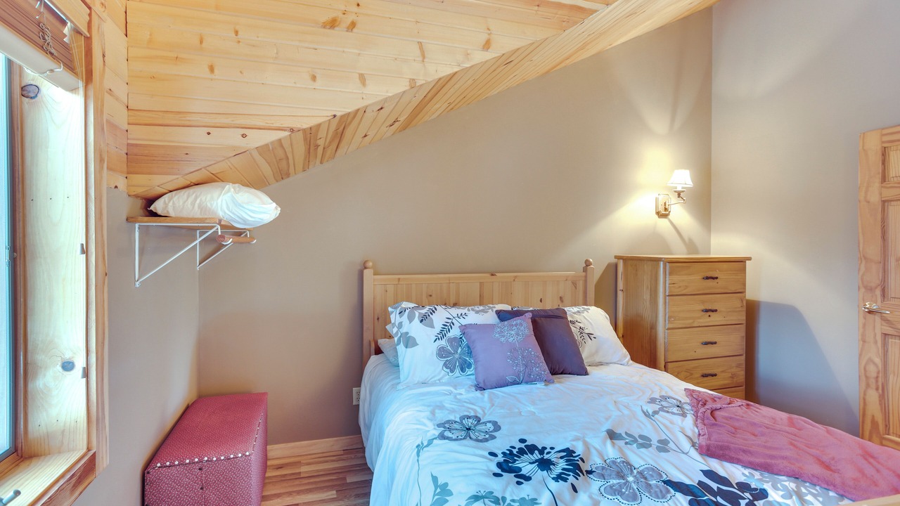 Photo of Bedroom in New London