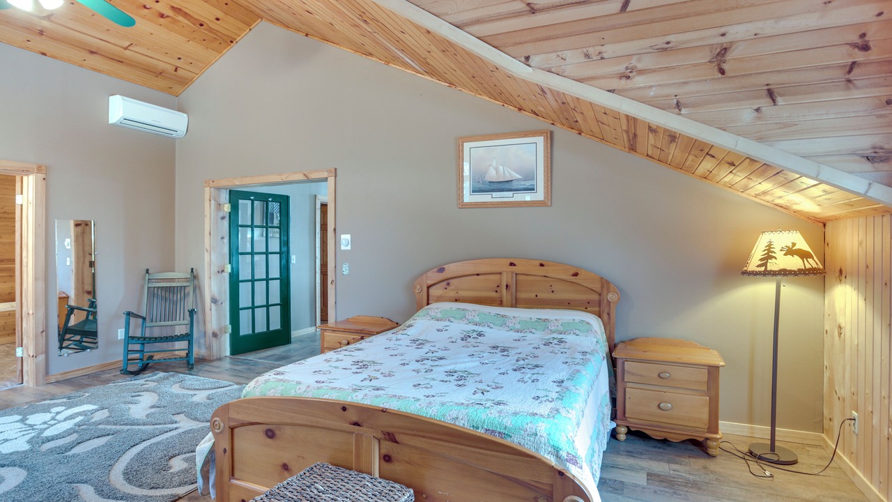 Photo of Bedroom in New London