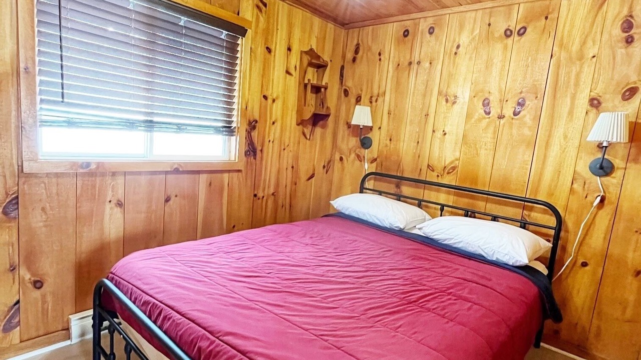 Photo of Bedroom in Rideau Lakes