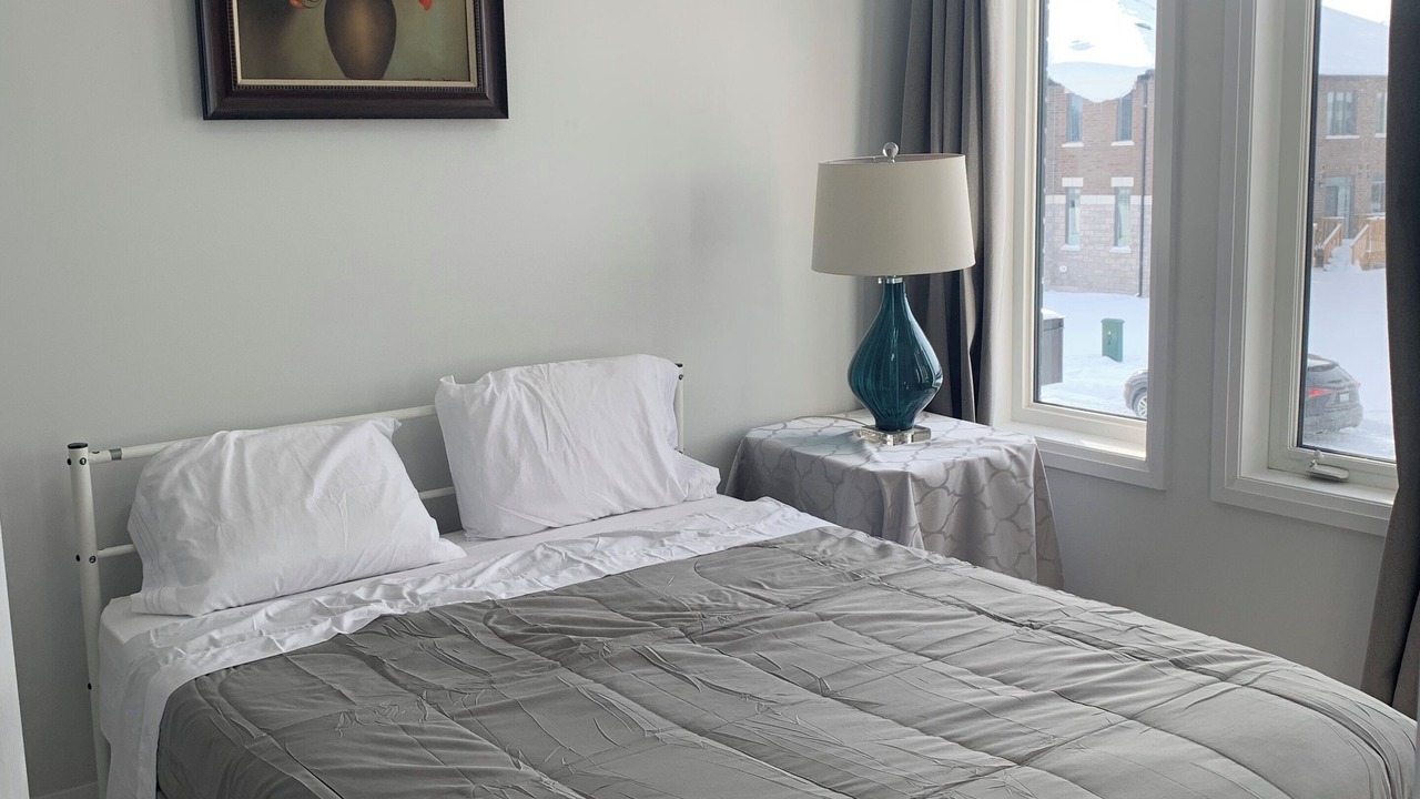 Photo of Bedroom in Lindsay