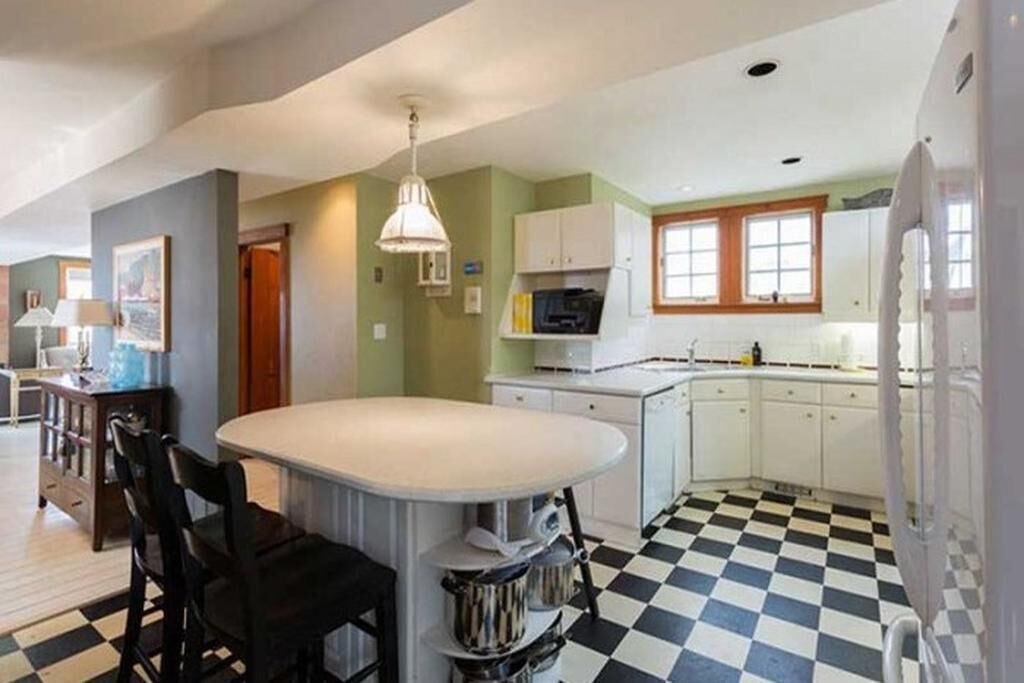 Photo of Kitchen in Port Stanley