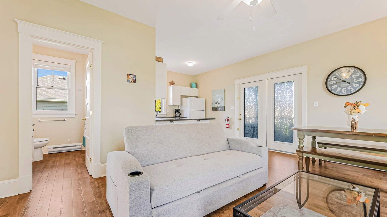 Photo of Livingroom in Cherry Valley