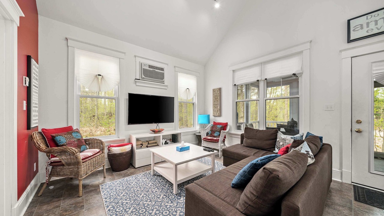 Photo of Livingroom in Cherry Valley