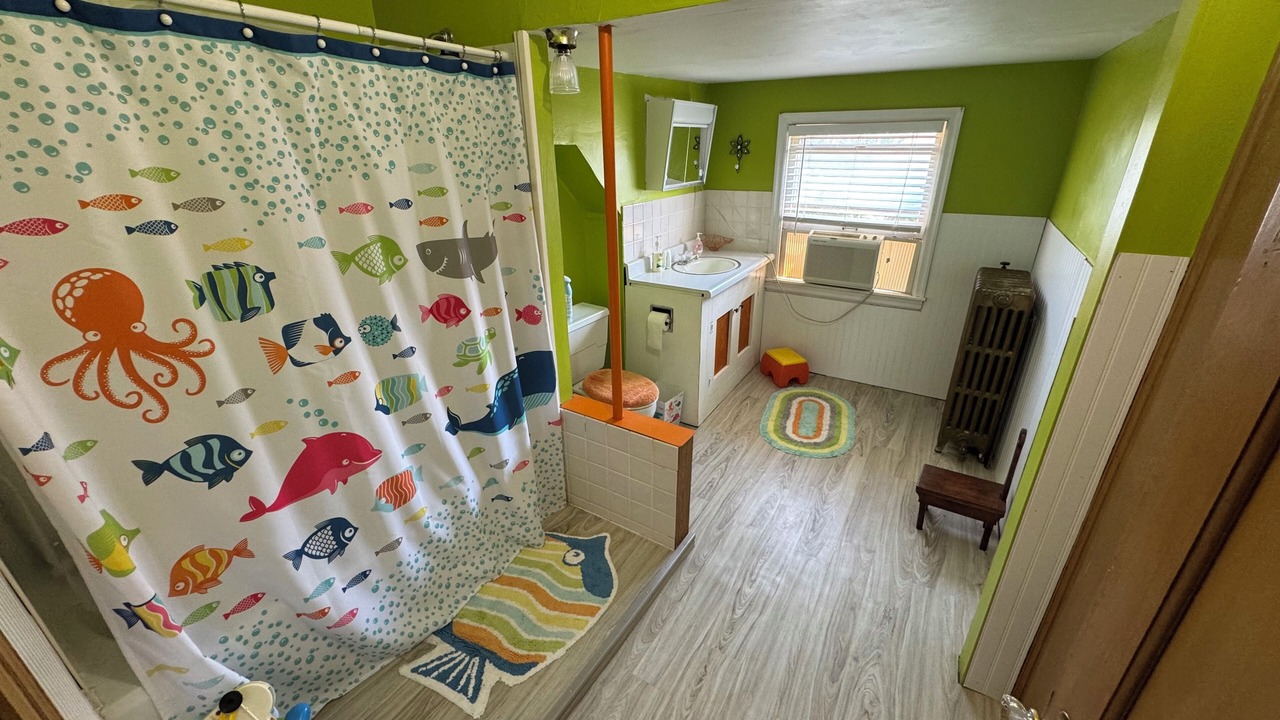 Photo of Bathroom in Albert Lea