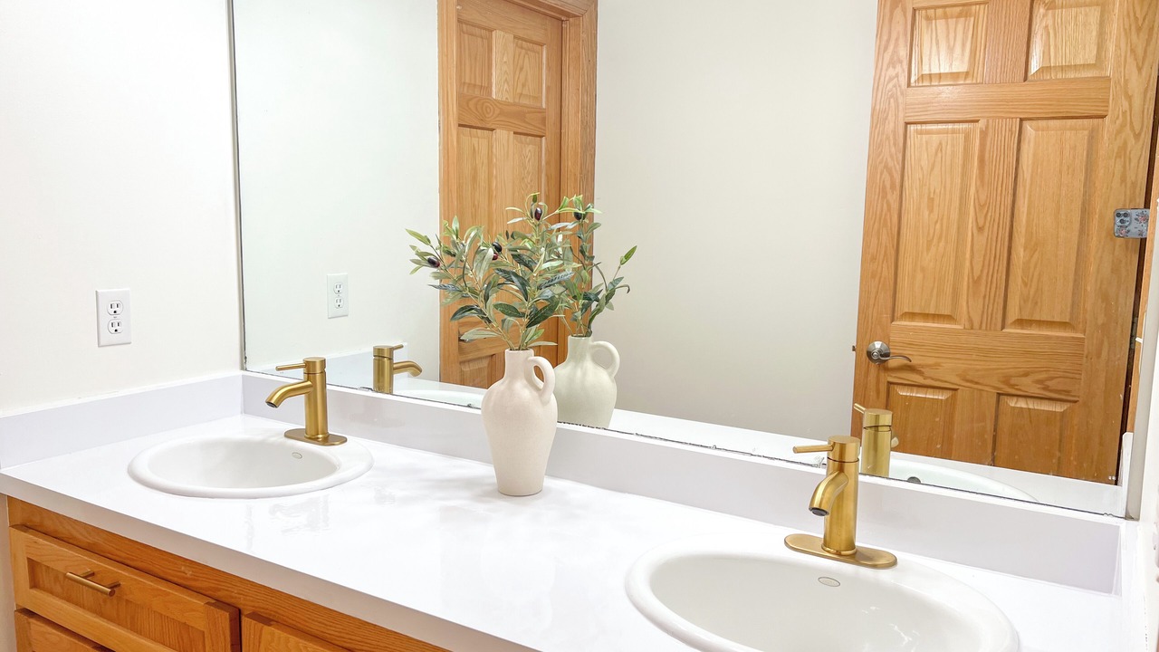 Photo of Bathroom in Hugo