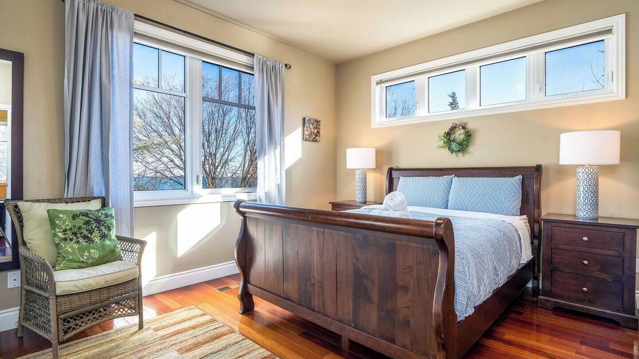 Photo of Bedroom in Craigleith
