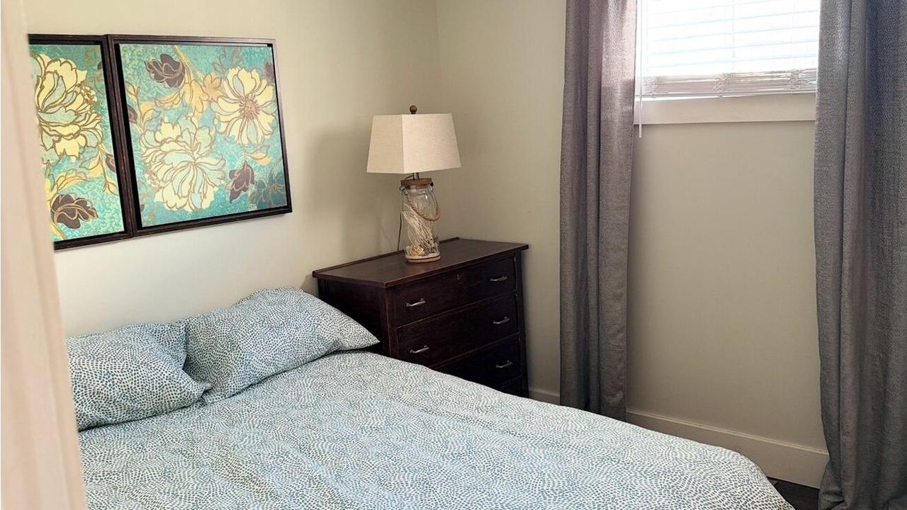 Photo of Bedroom in Victoria Road