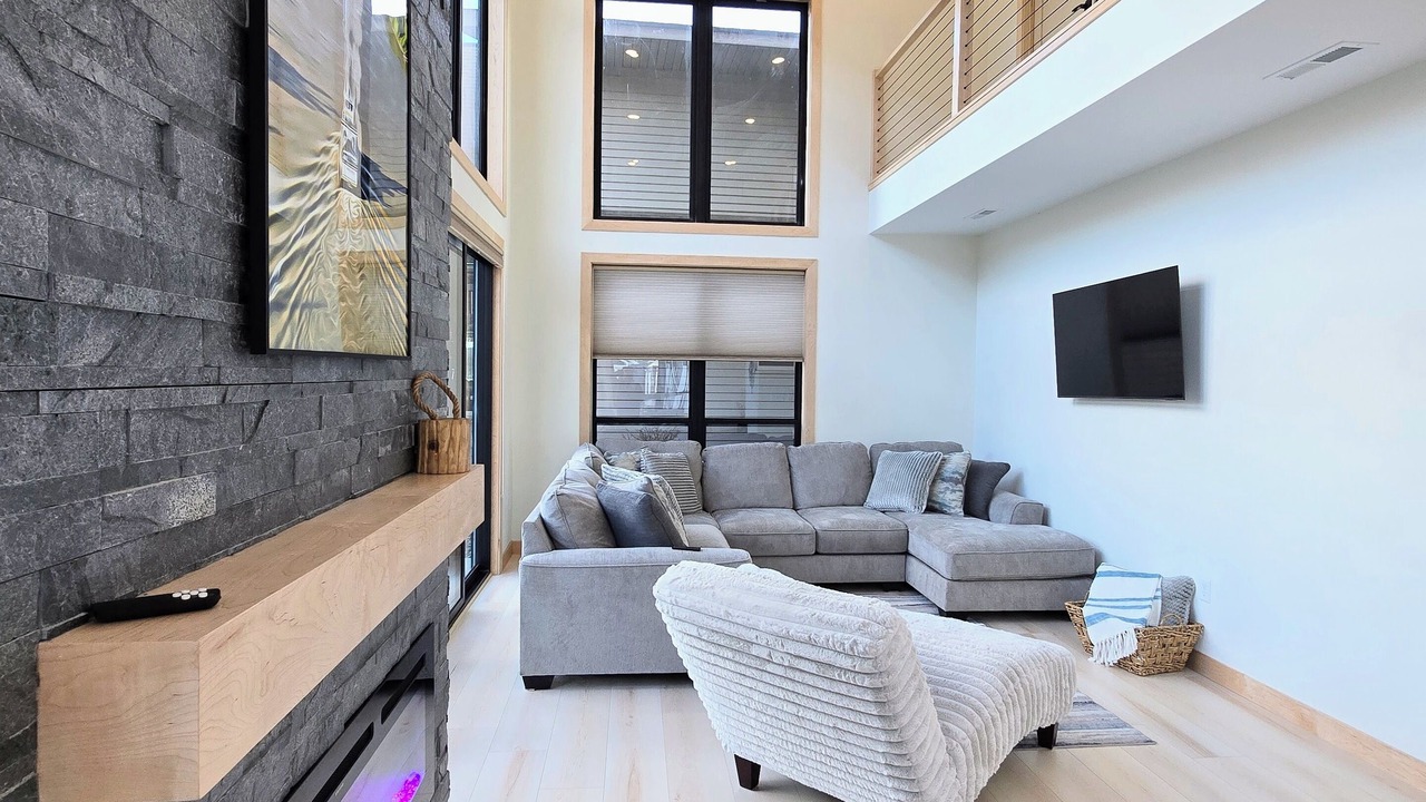 Photo of Livingroom in Brownsville