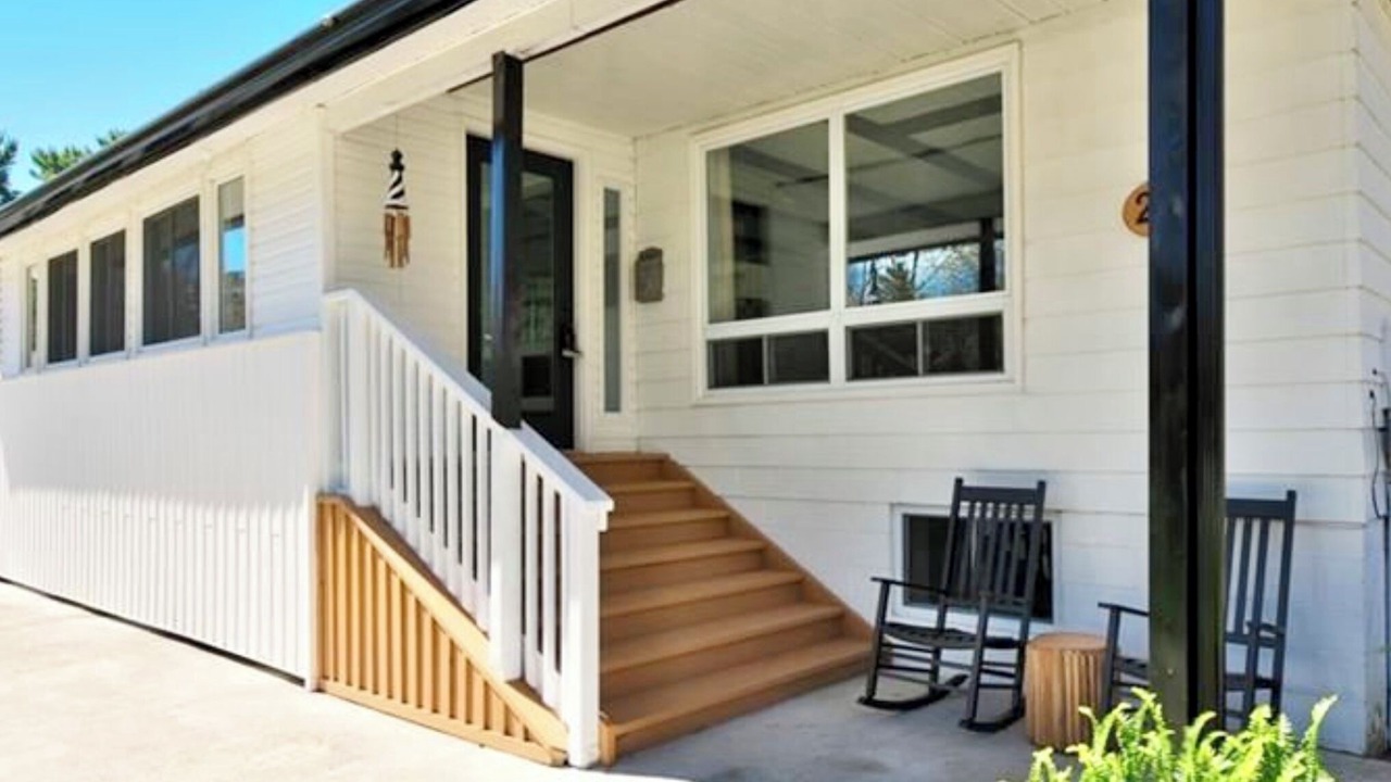 Photo of Outdoor in Tiny