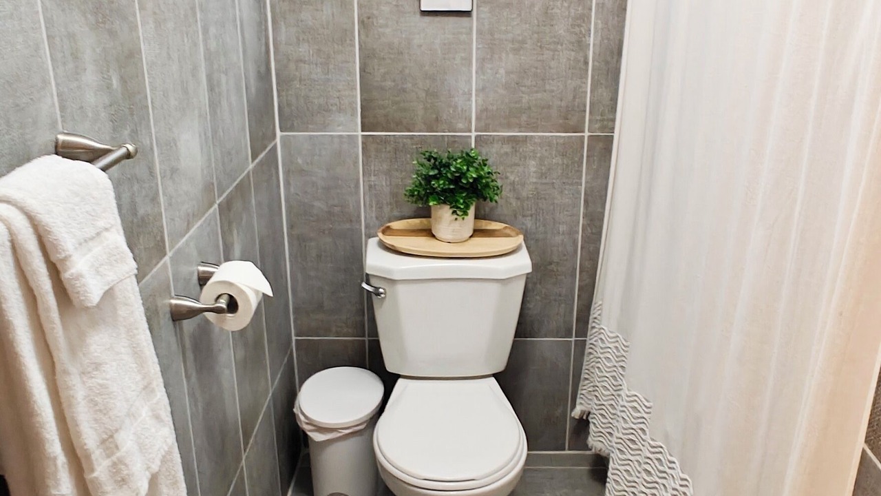 Photo of Bathroom in Tiny