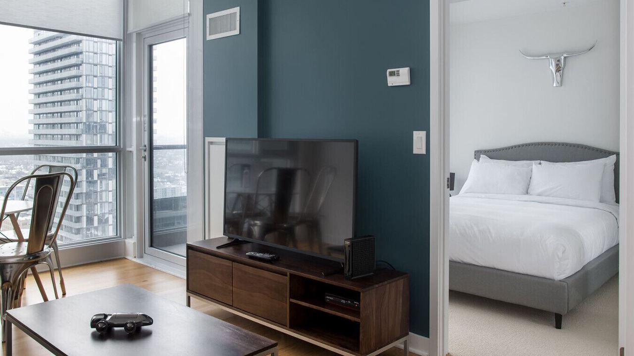 Photo of Bedroom in Toronto Entertainment District