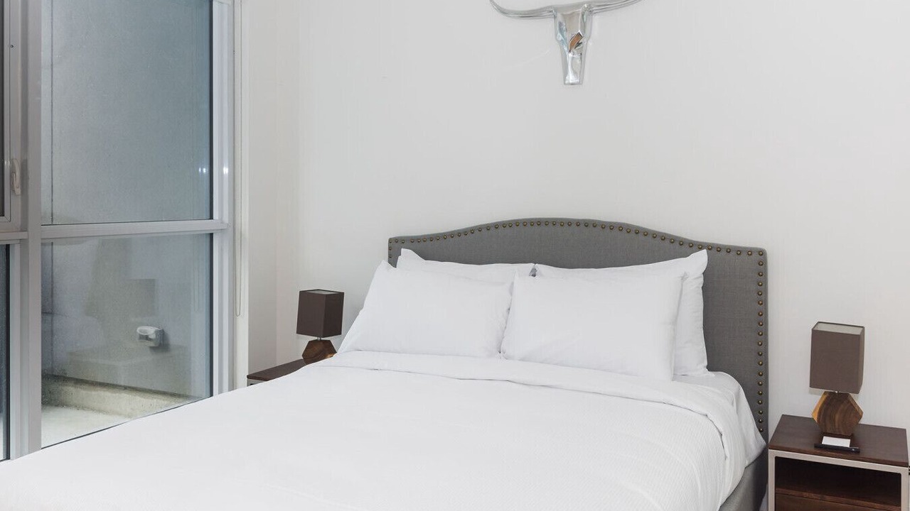 Photo of Bedroom in Toronto Entertainment District